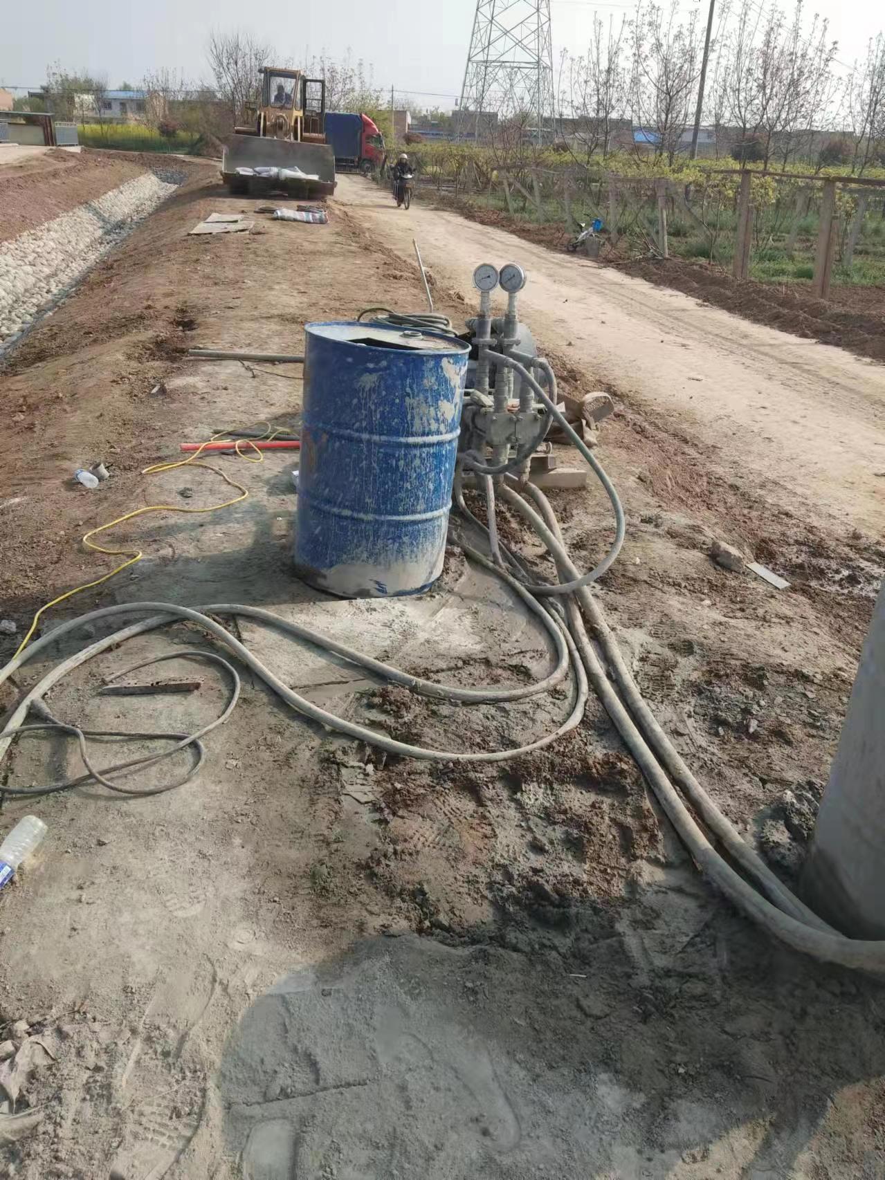 察布查尔顶管注浆